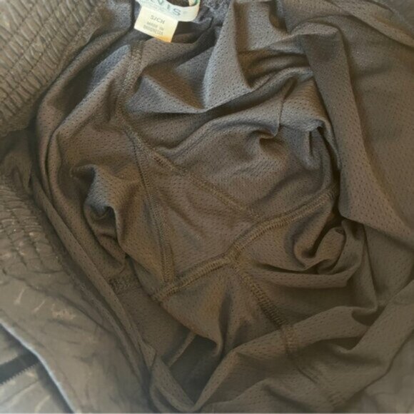 Orvis Embossed Pull On Skort - Picture 7 of 10